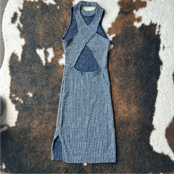 United Colors of Benetton Shimmer Dress | Size S | Elegant & Figure-Flattering - Picture 3 of 8